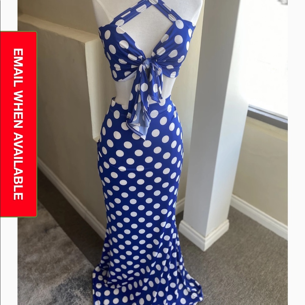 Front tie blue polkadot set